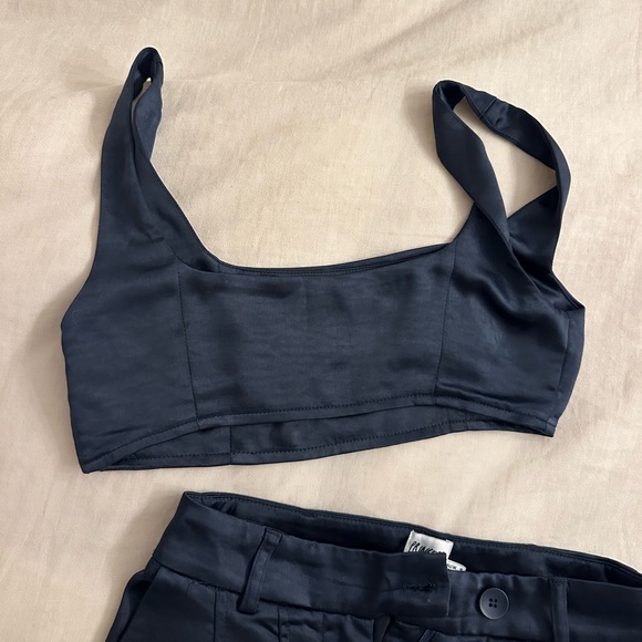 Princess Polly silk pant set - Picture 6 of 7